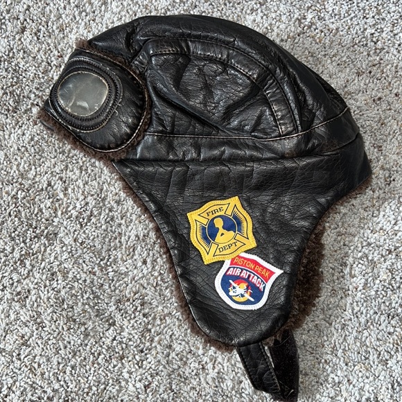 Disney kids Piston Peak jacket/hat - Picture 6 of 8